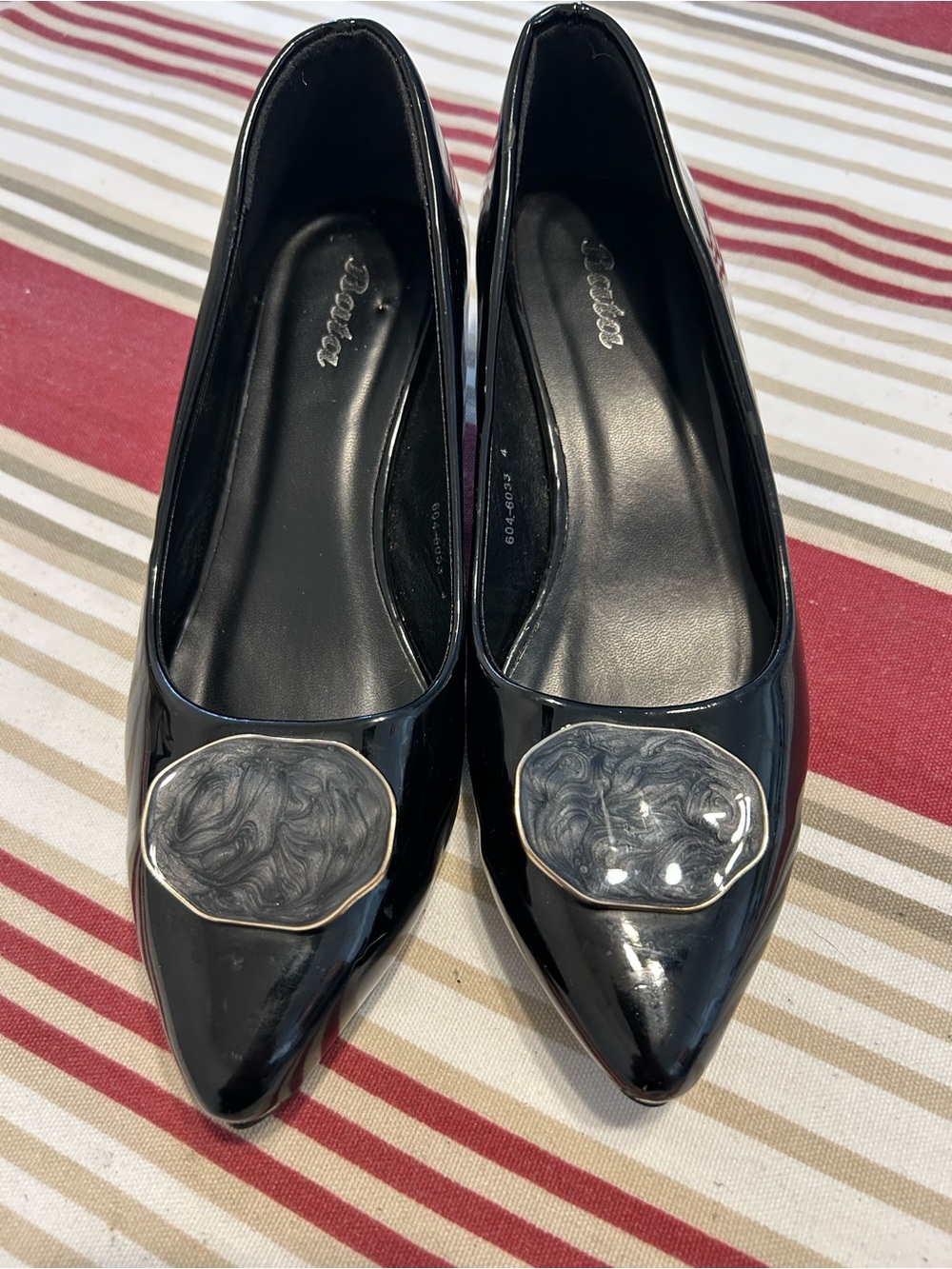 Women's Black Patent Pointed-Toe Heels with Decorative Medallion